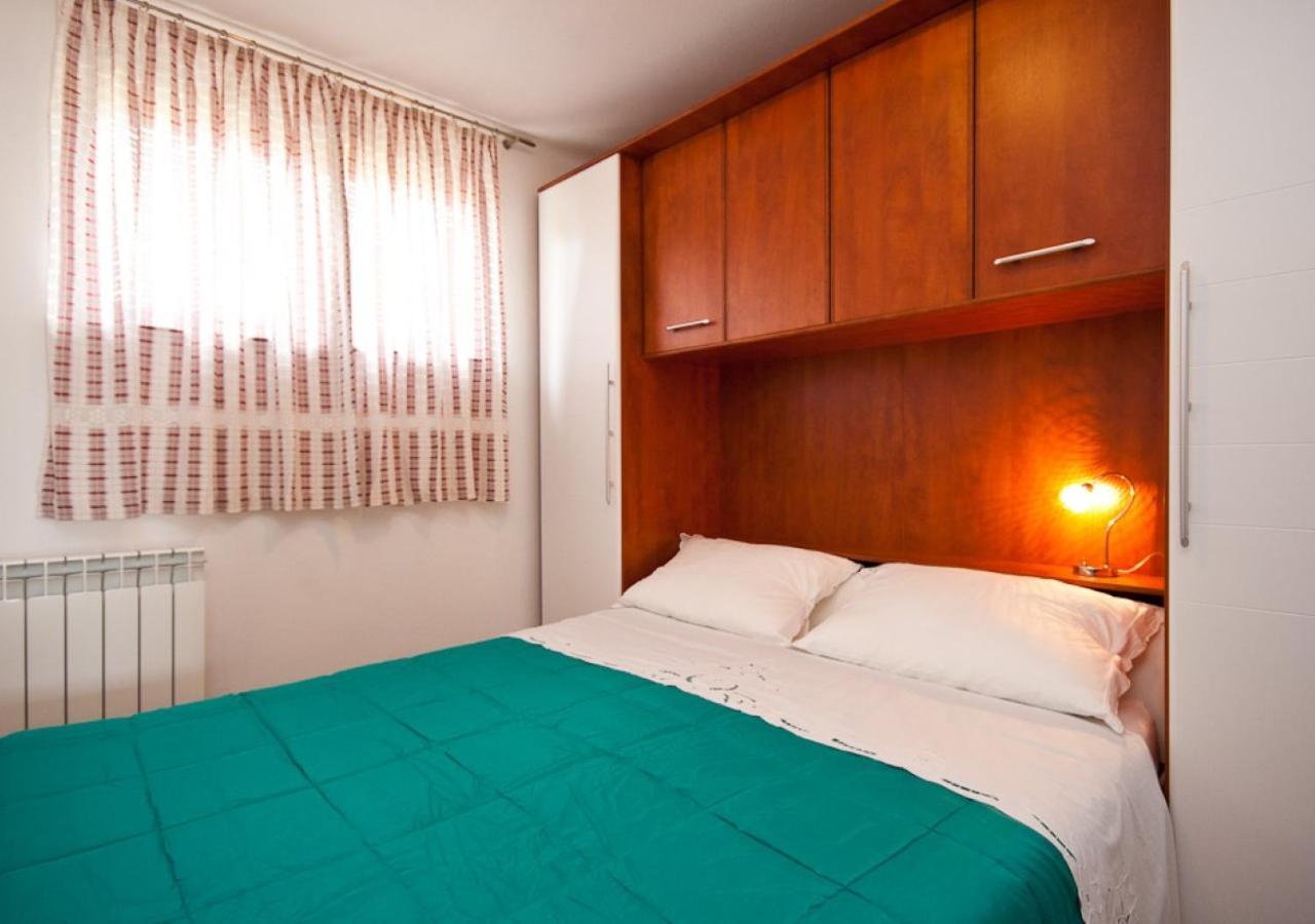 Apartments Bozo Baška Eksteriør bilde